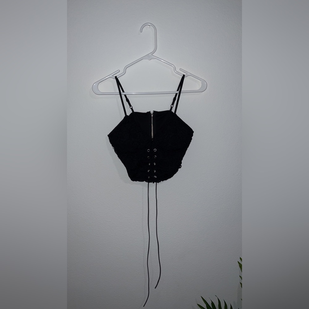 Lace black crop top